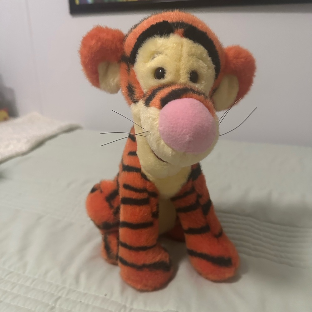 Vintage tigger plush